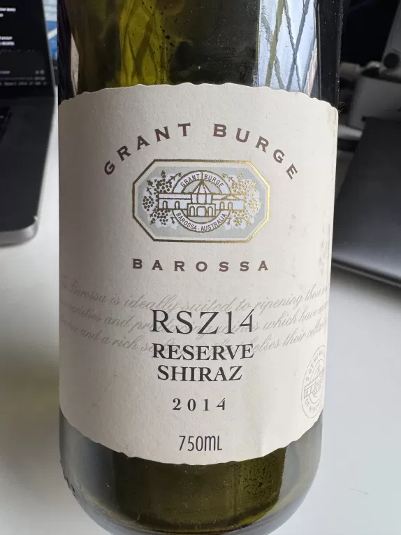Wine bottle image
